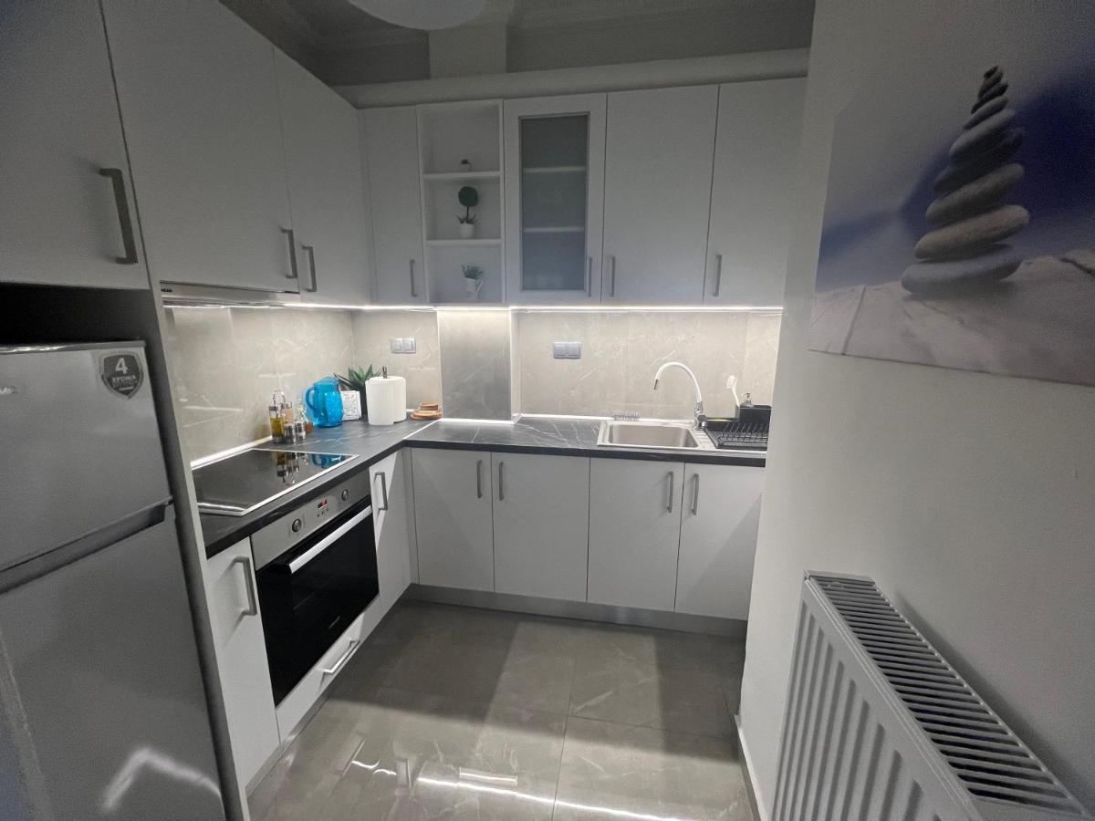 Serres City Center Modern Apartment ภายนอก รูปภาพ
