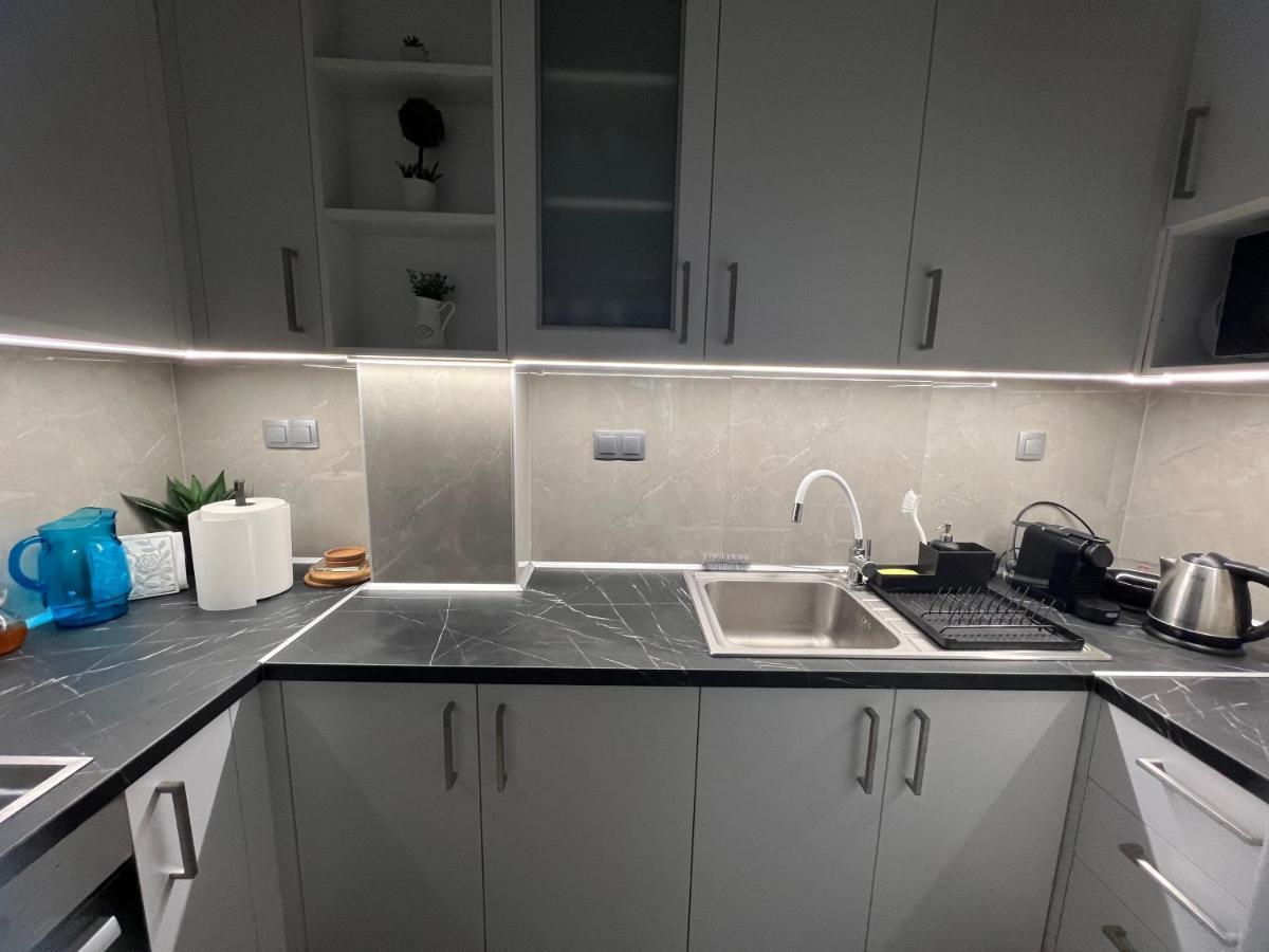 Serres City Center Modern Apartment ภายนอก รูปภาพ